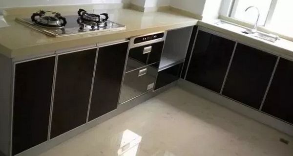 337P粉嫩大胆色噜噜噜 轻钢别墅自建房厨房防水施工怎么做?听听老师傅的经验之谈(图2) 轻钢别墅厨房