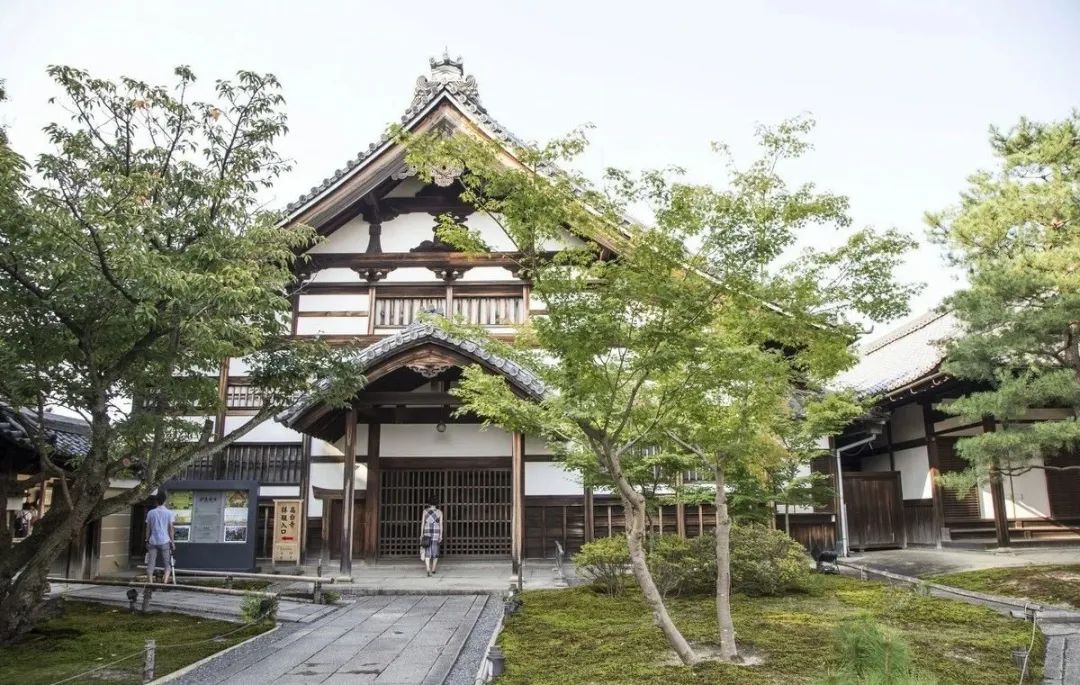 337P裸模啪啪人体私拍 轻钢结构房屋源自日本还是美国?轻钢结构房屋为什么能住上百年?(图5) 睿婕轻钢别墅