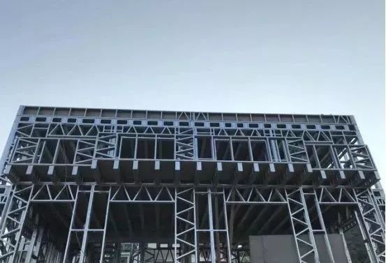 337p日本大胆欧洲噜噜 揭秘全球的轻钢结构房屋是如何快速崛起的!(图36) 睿婕轻钢别墅