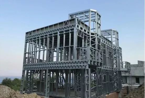 337p日本大胆欧洲噜噜 揭秘全球的轻钢结构房屋是如何快速崛起的!(图38) 睿婕轻钢别墅