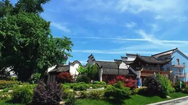 337p日本大胆欧洲噜噜 从经济的角度来看如何建设宜居宜业的美丽乡村(图2) 睿婕轻钢别墅